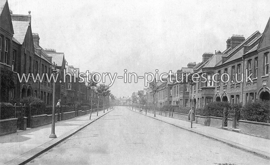 Fleeming Road, Walthamstow, London. c.1924